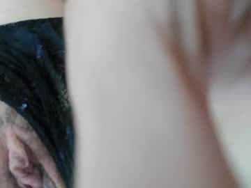 Almaroze Chaturbate stream image from November 10, 2025