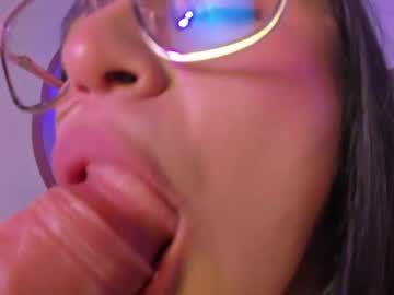 Niiabrown_ Chaturbate stream image from November 10, 2025