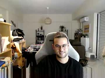 Hervo Chaturbate stream image from November 10, 2025