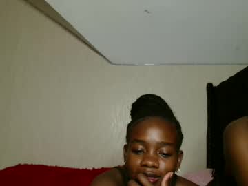 Malani_Malia Chaturbate stream image from November 10, 2025