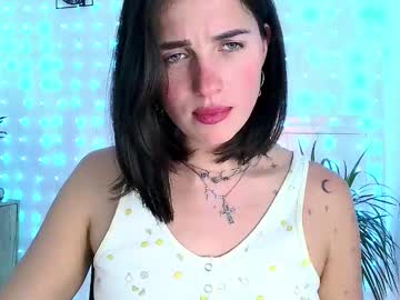 Neferutt Chaturbate stream image from November 10, 2025
