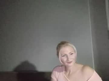 Sofishine11 Chaturbate stream image from November 10, 2025
