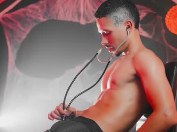 Th_Russ Chaturbate stream image from November 10, 2025