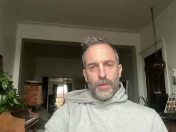 Whiskylovexxx Chaturbate stream image from November 10, 2025