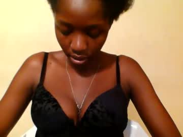 Eboney_Tall Chaturbate stream image from November 10, 2025