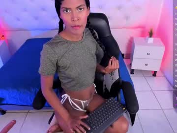 Ambeer_Fox_ stream image from November 10, 2025