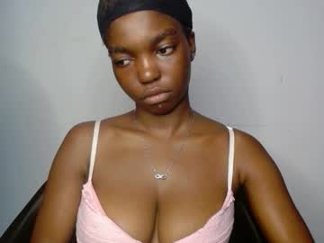 Cornxcuntx Chaturbate stream image from November 10, 2025