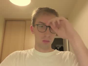 Ekeremarten Chaturbate stream image from November 10, 2025