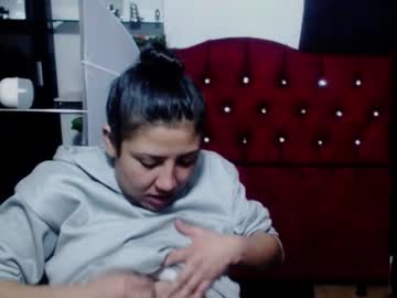 Antonella750x Chaturbate stream image from November 10, 2025