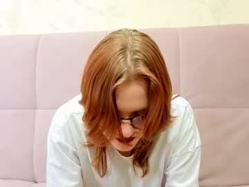 Alisakissi Chaturbate stream image from November 10, 2025