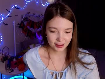 Marshmelany Chaturbate stream image from November 11, 2025