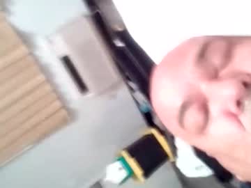 Shavedcocknmmmmm Chaturbate stream image from November 11, 2025