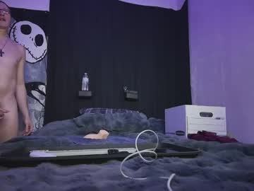 Hungntatted2 Chaturbate stream image from November 11, 2025