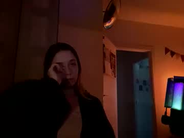 Alincka Chaturbate stream image from November 11, 2025