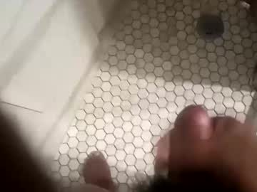 Gwuylilevoea Chaturbate stream image from November 11, 2025