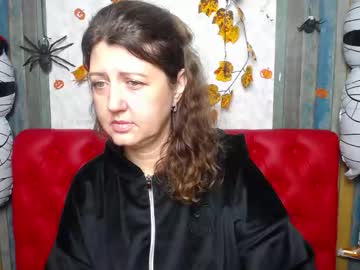 Rosehille Chaturbate stream image from November 11, 2025