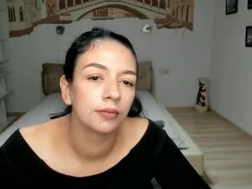 Karinalees stream image from November 11, 2025