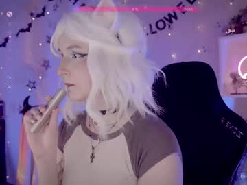 Vronnier Chaturbate stream image from November 11, 2025