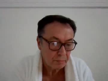 Flenzo44 Chaturbate stream image from November 11, 2025