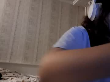 Aracelyormand Chaturbate stream image from November 11, 2025