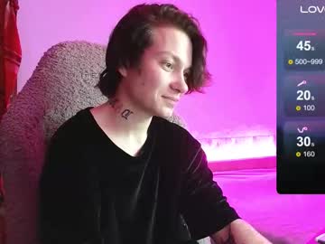 Esajukyy Chaturbate stream image from November 11, 2025