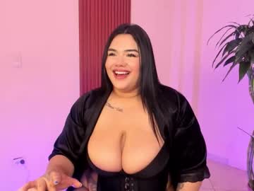 Nikki_Gray Chaturbate stream image from November 11, 2025
