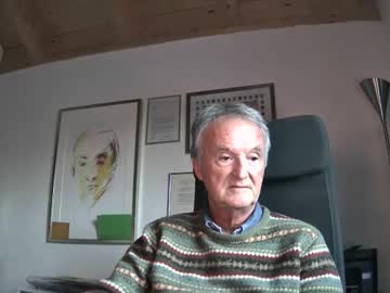 Helmut227 Chaturbate stream image from November 11, 2025