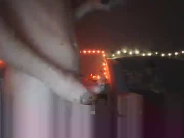 Hugepink69 Chaturbate stream image from November 11, 2025