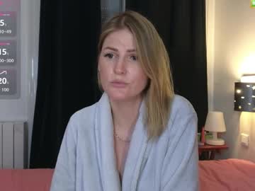 Misslucci Chaturbate stream image from November 11, 2025