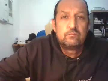 Afraidbuthere Chaturbate stream image from November 11, 2025