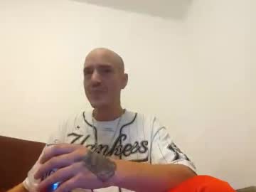 Bitmanizizizi Chaturbate stream image from November 11, 2025