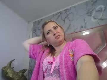 Roxanne_Ch Chaturbate stream image from November 11, 2025