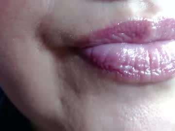 Kerly_Doll Chaturbate stream image from November 11, 2025