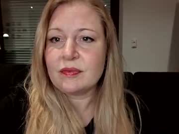 Khaleesi0890 Chaturbate stream image from November 11, 2025