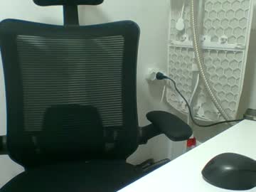 Lil_Sso Chaturbate stream image from November 11, 2025