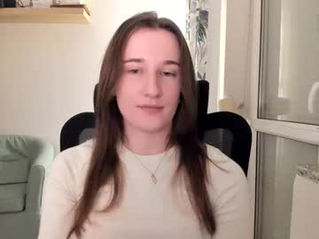Oliviaaa2003 Chaturbate stream image from November 11, 2025