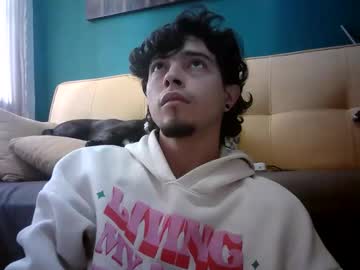 Ferxxx1105 Chaturbate stream image from November 11, 2025
