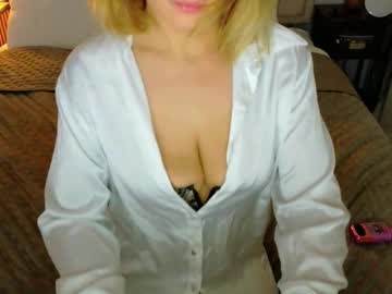 Deeix Chaturbate stream image from November 11, 2025