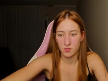 Adellqueen Chaturbate stream image from November 11, 2025