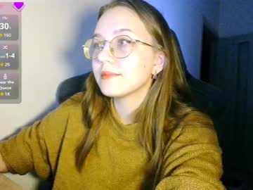 Vivivivikkie Chaturbate stream image from November 12, 2025