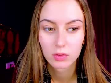 Pellagray Chaturbate stream image from November 12, 2025
