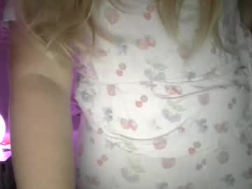 Shyelyseee Chaturbate stream image from November 12, 2025