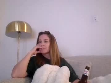 Iampoppyy Chaturbate stream image from November 12, 2025