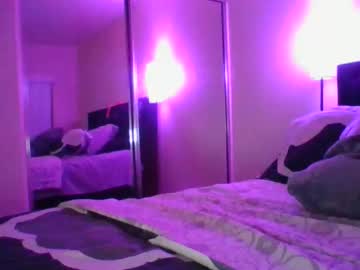 Jayalee Chaturbate stream image from November 12, 2025