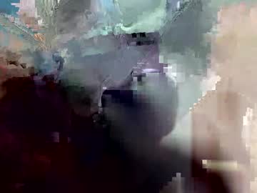 Roberth646621935 Chaturbate stream image from November 12, 2025