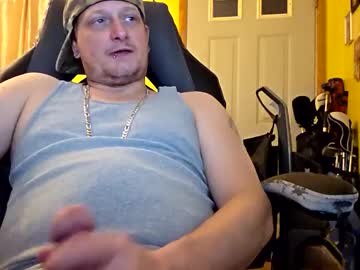 Edwardaims_2please Chaturbate stream image from November 12, 2025
