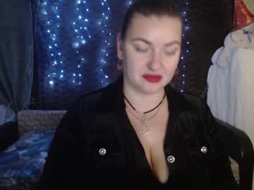 Nikaskylink Chaturbate stream image from November 12, 2025