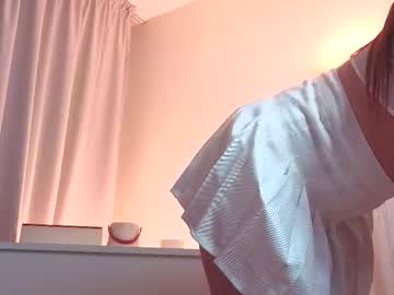 Kelly_Sunneli Chaturbate stream image from November 12, 2025