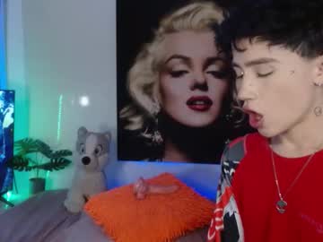 Maxiy_001 Chaturbate stream image from November 12, 2025