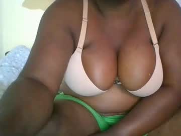 Avril254 Chaturbate stream image from November 12, 2025